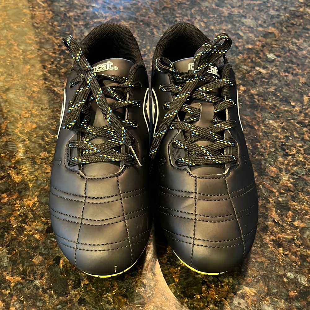 Soccer cleats